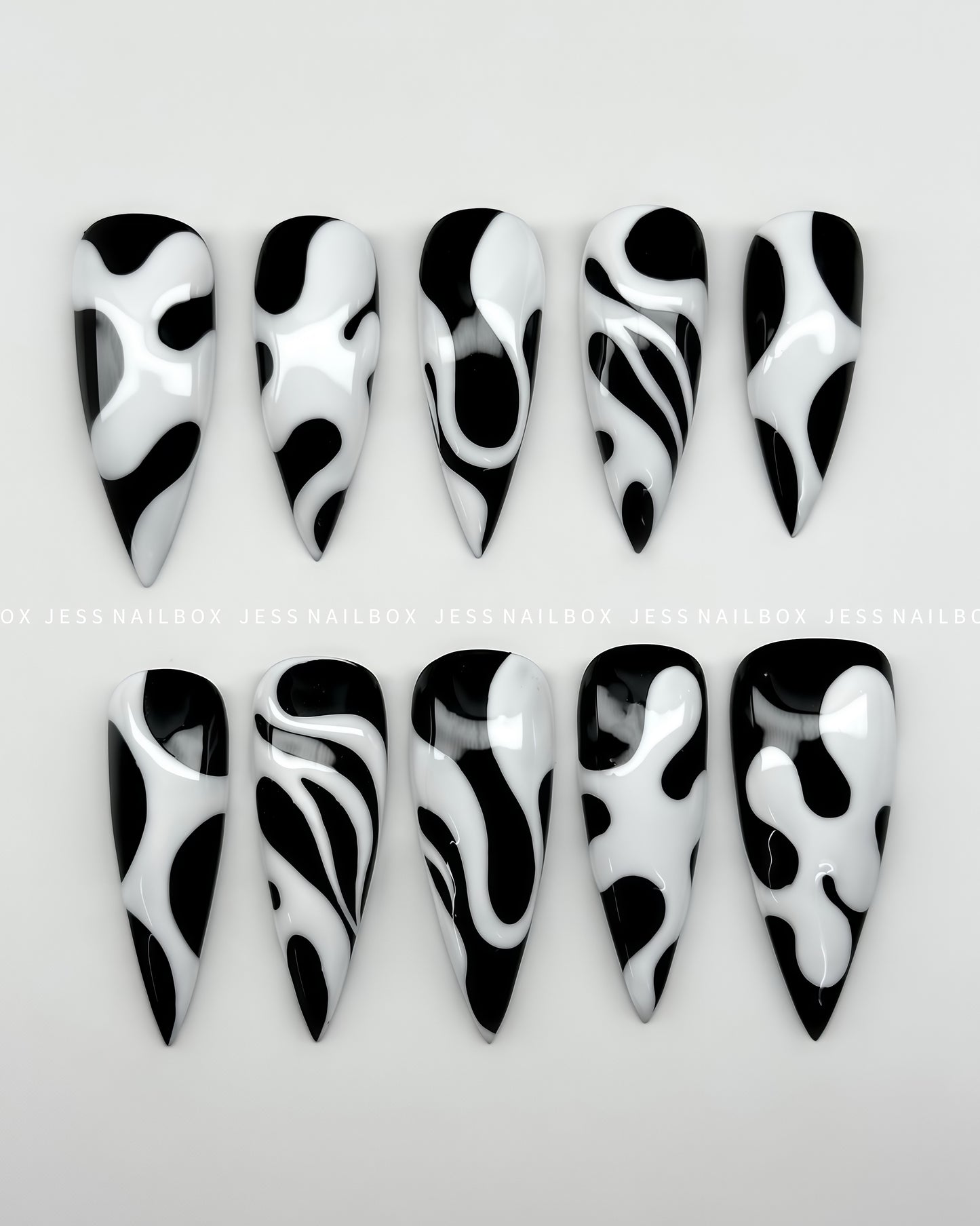 Monochrome Tides
