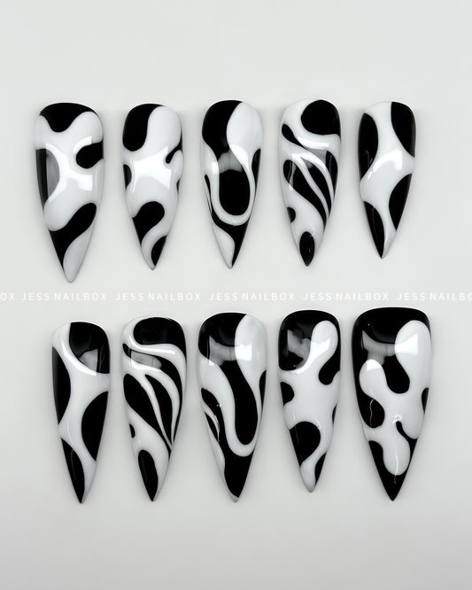 Monochrome Tides