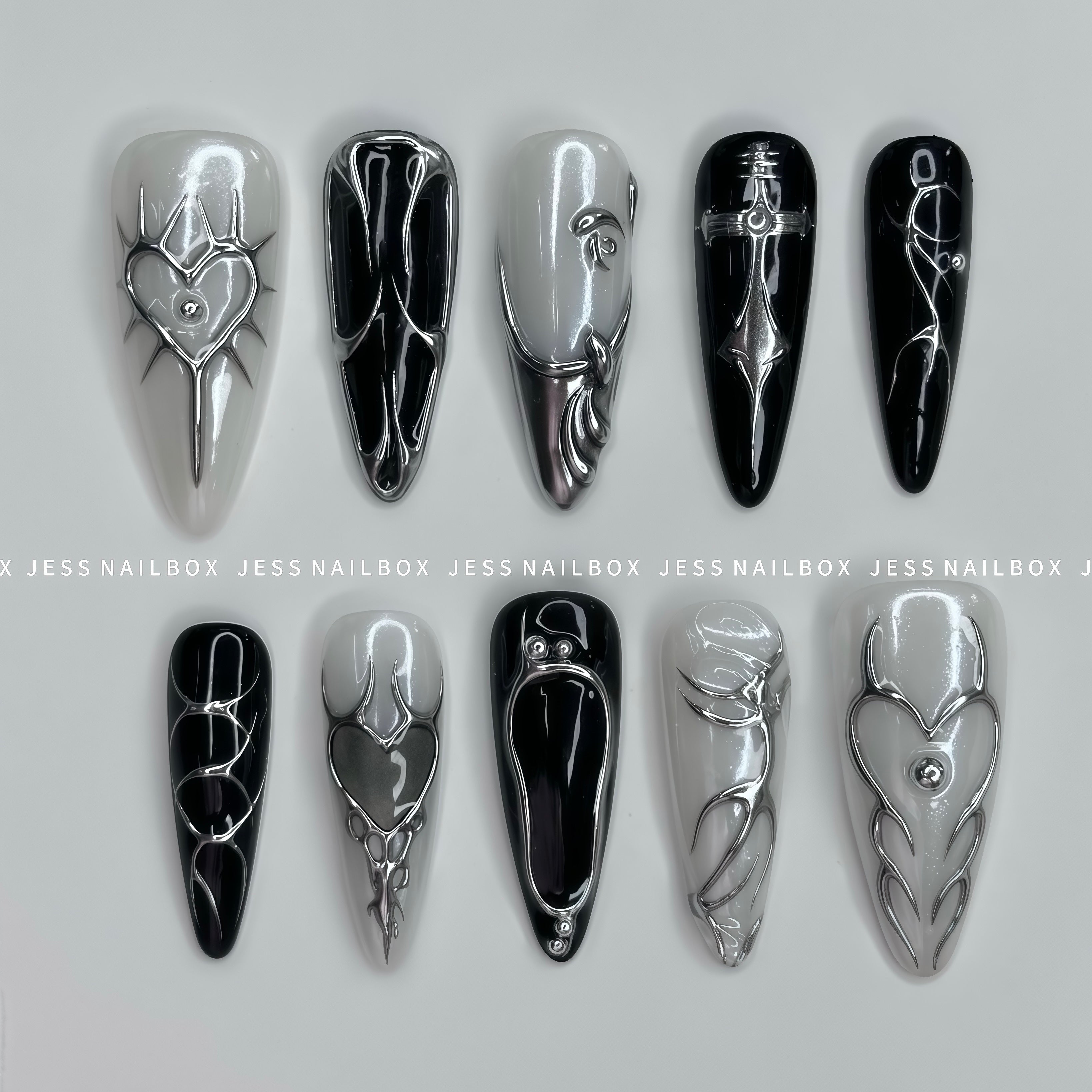 Silver Blade – Jess Nailbox